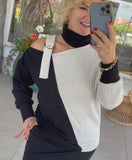 Two-Tone Spliced Shoulder Sweater