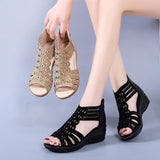 Stylish Rhinestones Platform Sandals